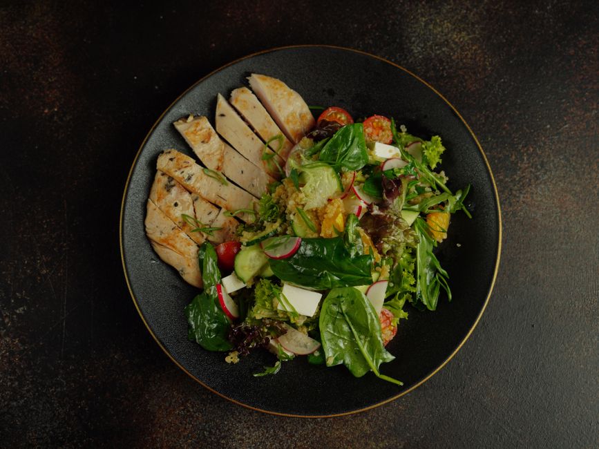 Balanced Lunch Bowls: Fiber, Color, Steady Energy