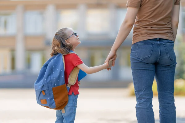 8 Useful Mental Health Tips For Returning To School (For Parents)