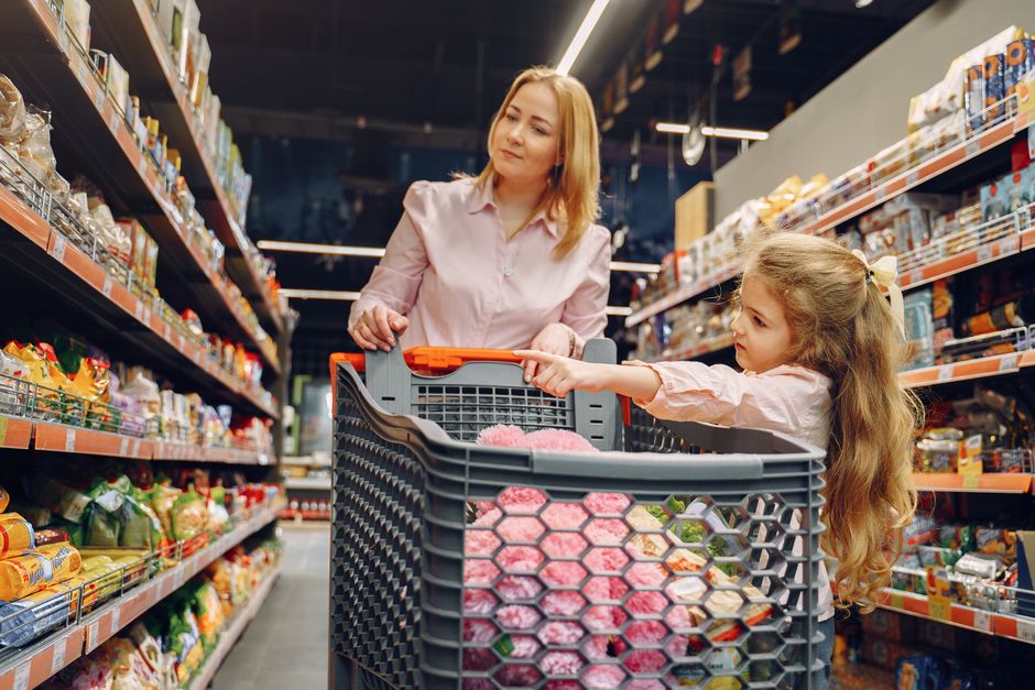 Meal Planning for Two: Shopping Lists That Cut Waste