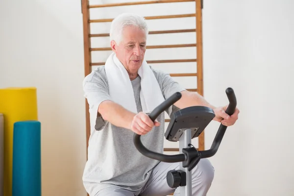10 Valuable Fitness Tips For Senior Citizens
