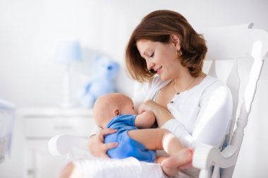 5 Emotional Benefits of Breastfeeding