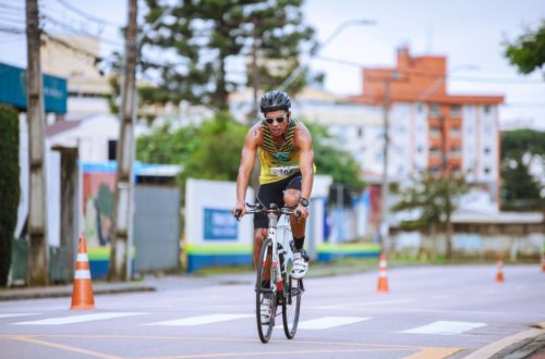 Peloton Bike Vs Echelon Connect: Peloton Bike vs. Echelon Connect EX-5s: The 2026 Verdict Peloton Bike Vs Echelon Connect: Peloton Bike vs. Echelon Connect EX-5s: The 2026 Verdict